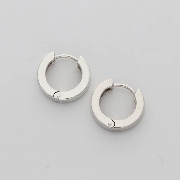 シルバーフープピアス