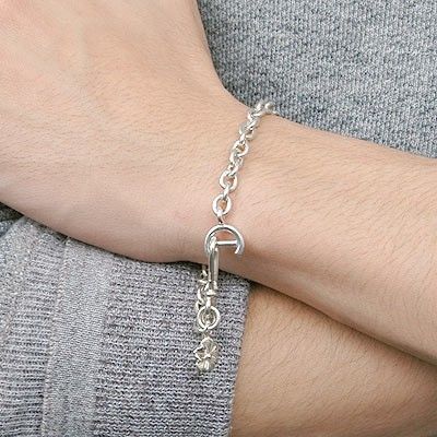 シルバーブレスレット