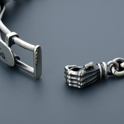 シルバーブレスレット