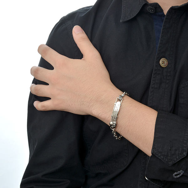 シルバーブレスレット