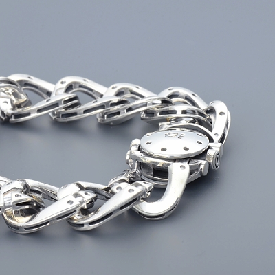 シルバーブレスレット