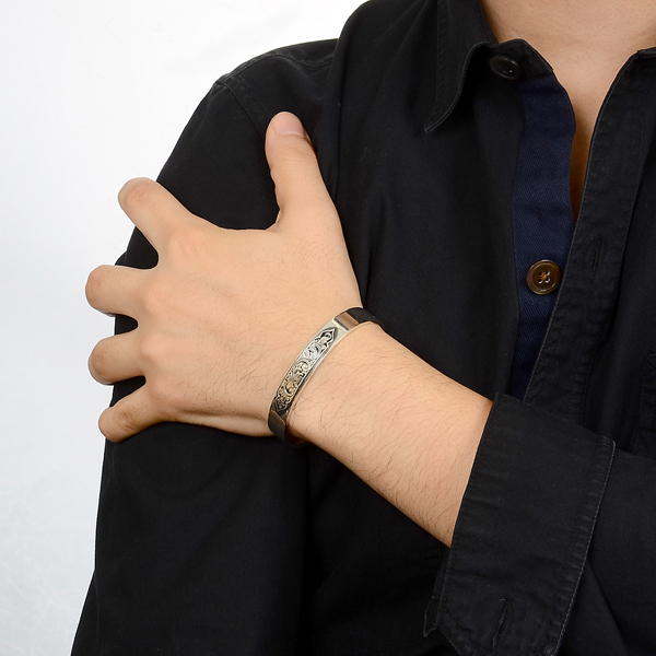 シルバーバングル