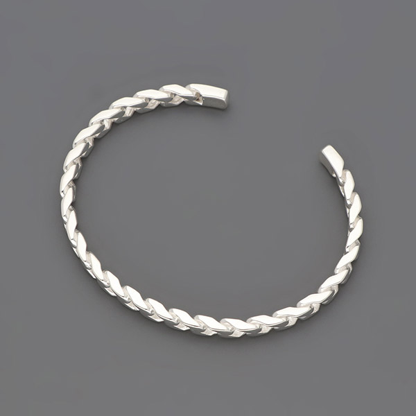 シルバーバングル