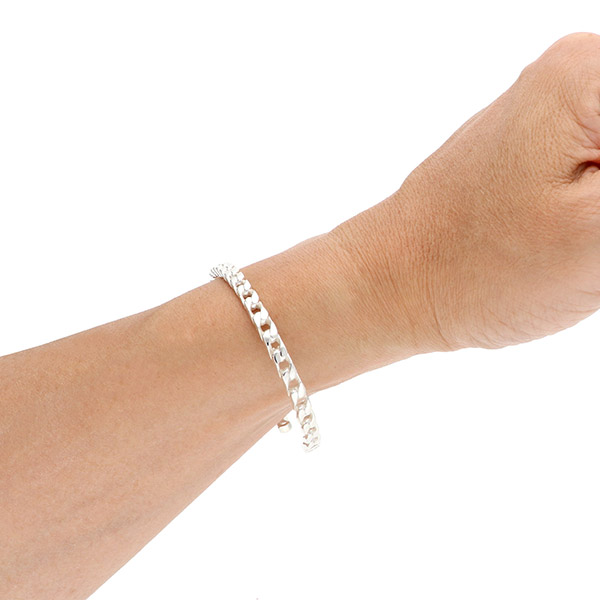 シルバーバングル