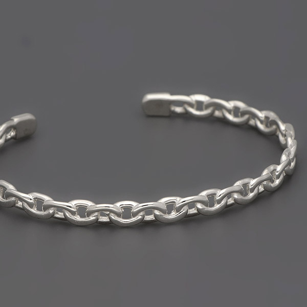 シルバーバングル