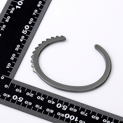 シルバーバングル