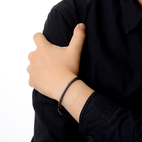 シルバーバングル