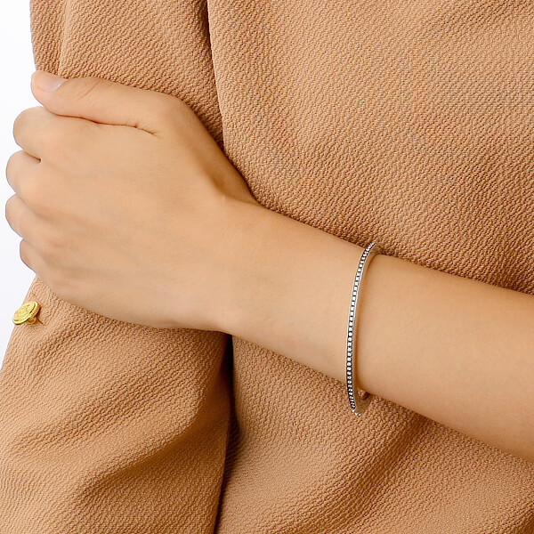 シルバーバングル