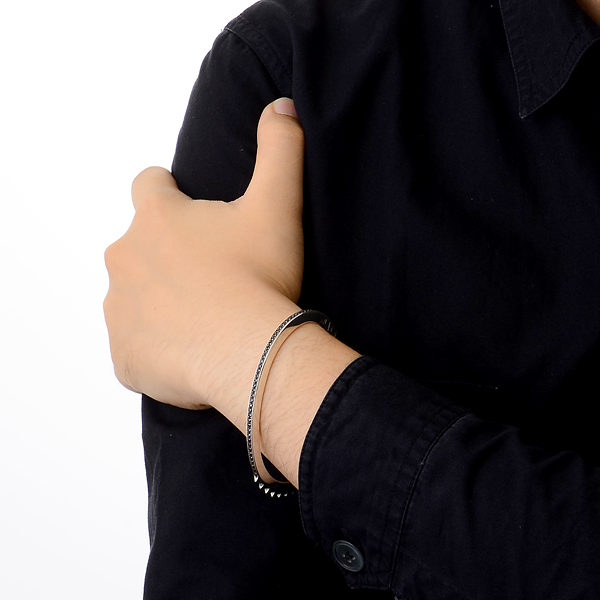 シルバーバングル