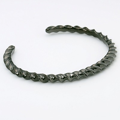 シルバーバングル