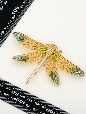 ブラスブローチ