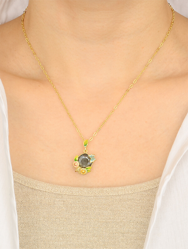 ブラスネックレス