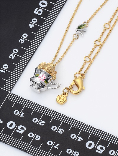 ブラスネックレス