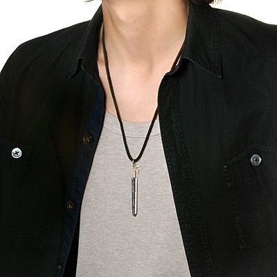 レザーネックレス