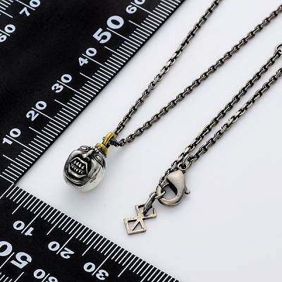 シルバーネックレス