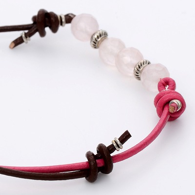 レザーブレスレット