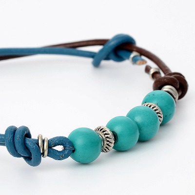 レザーブレスレット