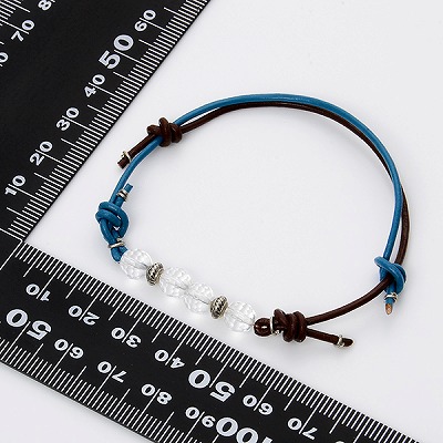 レザーブレスレット