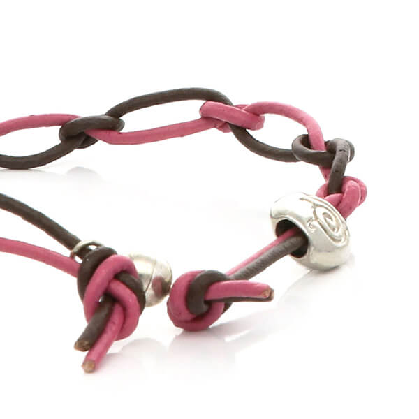 レザーブレスレット