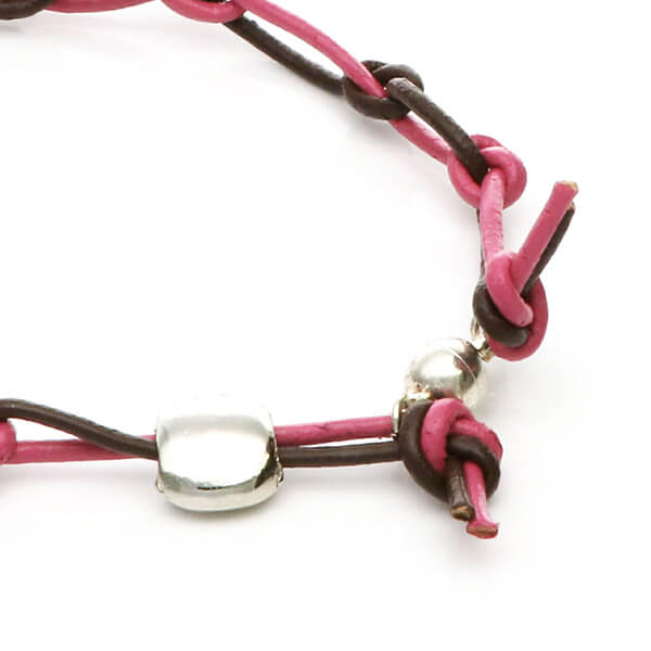 レザーブレスレット