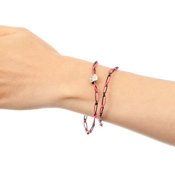 レザーブレスレット