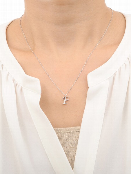 ピンクゴールドネックレス