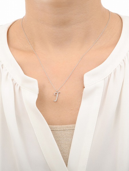 ピンクゴールドネックレス