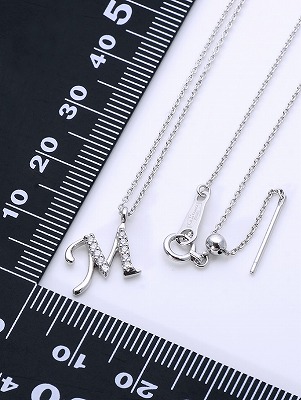 ピンクゴールドネックレス