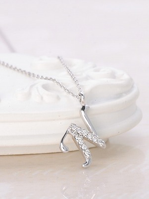 ピンクゴールドネックレス