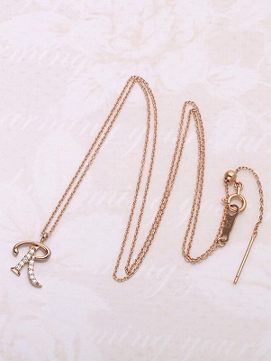 ピンクゴールドネックレス