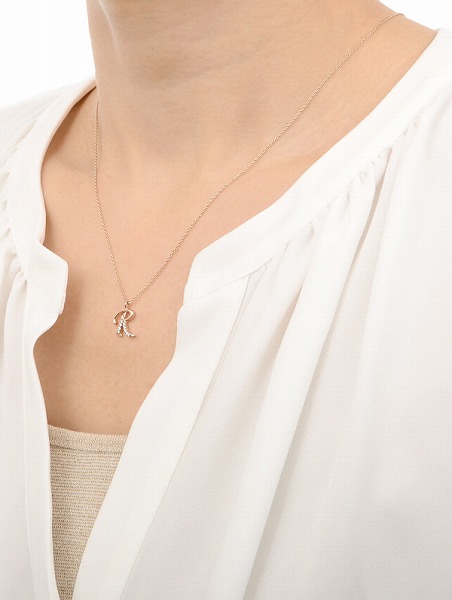 ピンクゴールドネックレス