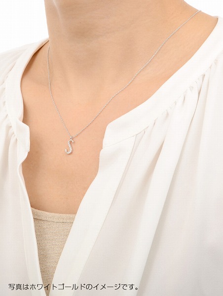 ピンクゴールドネックレス