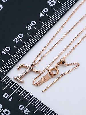 ピンクゴールドネックレス