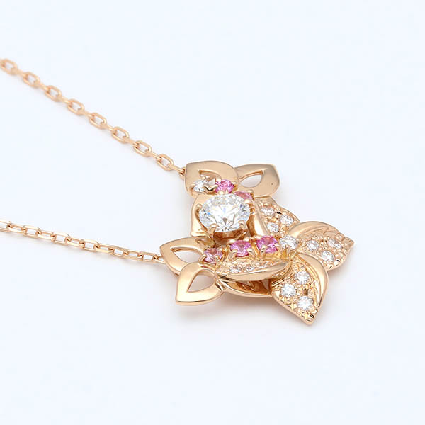 ピンクゴールドネックレス