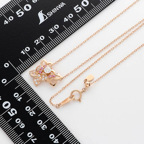 ピンクゴールドネックレス