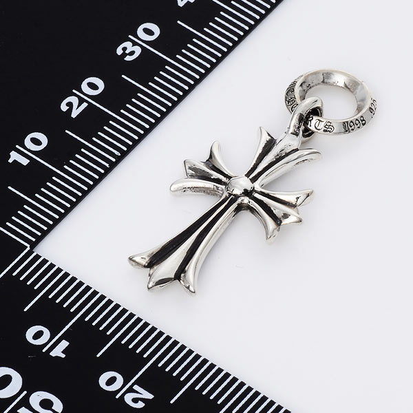 CHARM TINY CH CROSS SLV