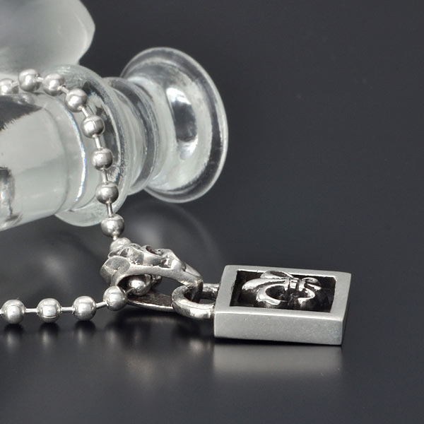 シルバーネックレス CHARM FRAMED SLV-OPT:BS