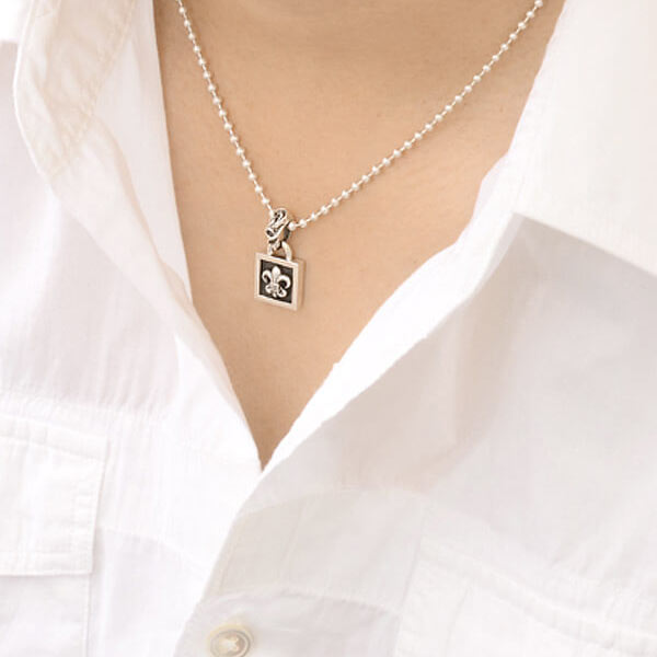 シルバーネックレス CHARM FRAMED SLV-OPT:BS