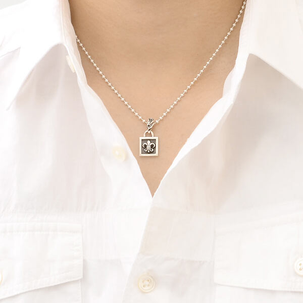 シルバーネックレス CHARM FRAMED SLV-OPT:BS