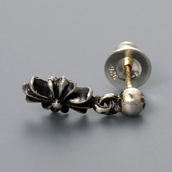 シルバーピアス EARRING TINY E CH PLUS 1 DROP(片耳用)