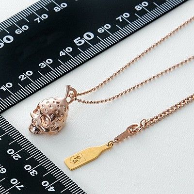 シルバーネックレス