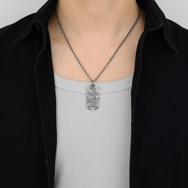 シルバーネックレス