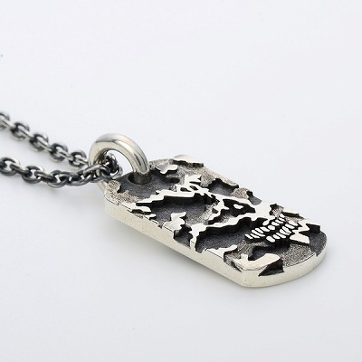 シルバーネックレス