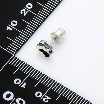 シルバーピアス(片耳用)