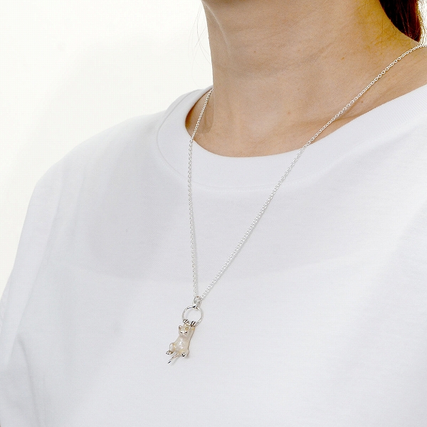 シルバーネックレス