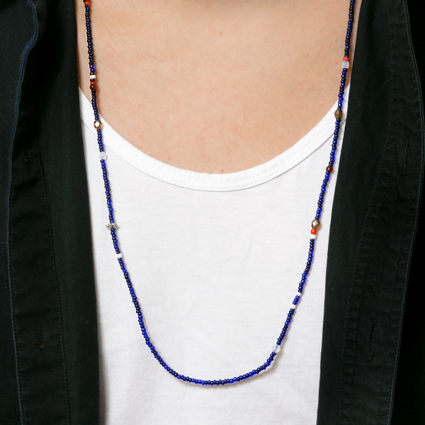 ビーズネックレス