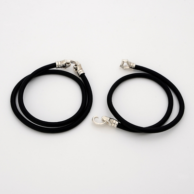 レザーペアブレスレット