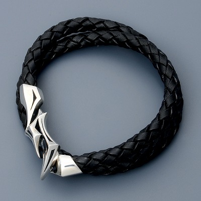 レザーブレスレット