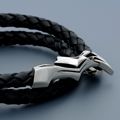 レザーブレスレット