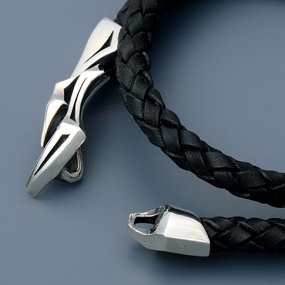 レザーブレスレット